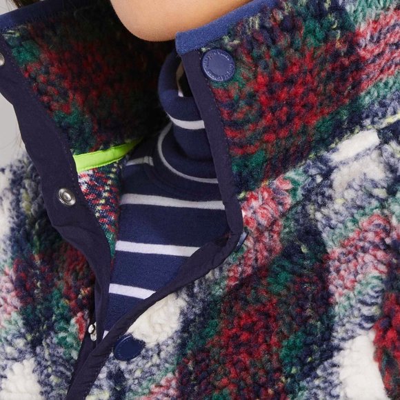 Vineyard Vines Tartan Sherpa Popover NEW- Size Small - Picture 3 of 11